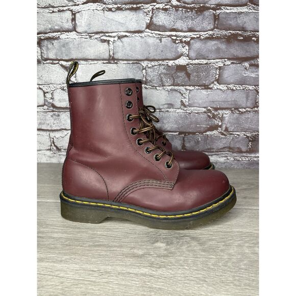 Dr. Martens Cherry Red Leather Combat Lace Up Boots Women’s Sz 38EU/7-7.5M US - Picture 1 of 16